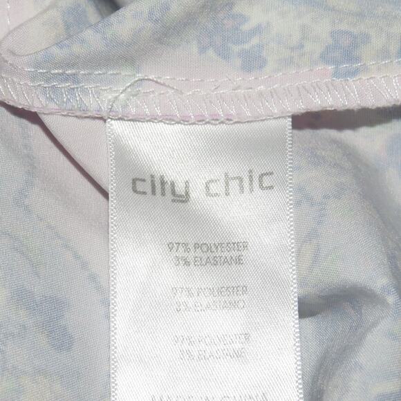 City Chic Purple Floral Draped Zipper Front V-Neck Dress - Picture 9 of 10